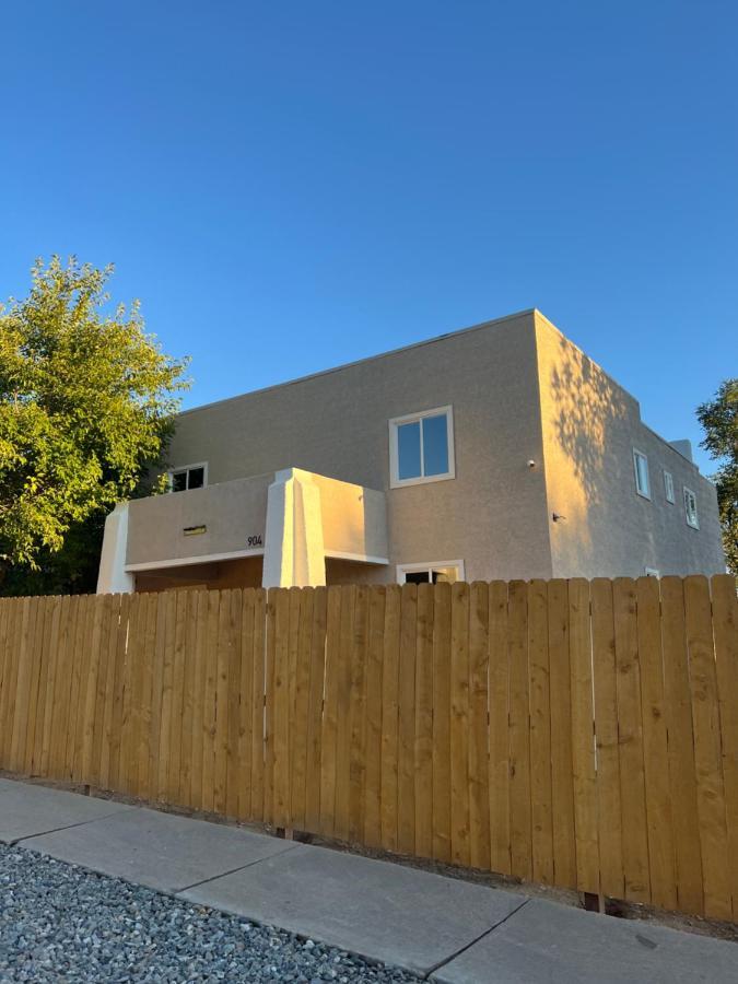 Beautiful Work Stay Retreat In Pueblo Near Downtown Exterior photo