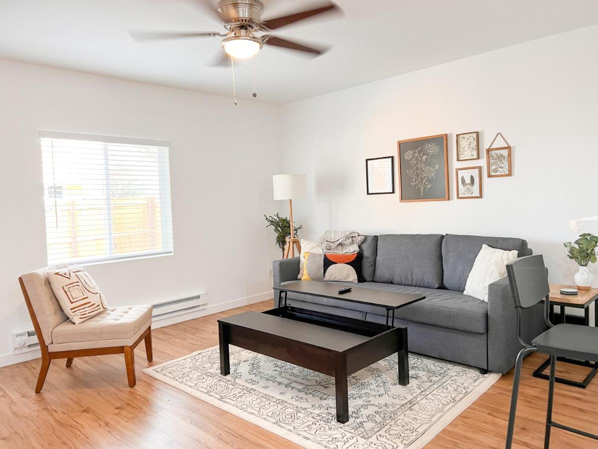 Beautiful Work Stay Retreat In Pueblo Near Downtown Exterior photo