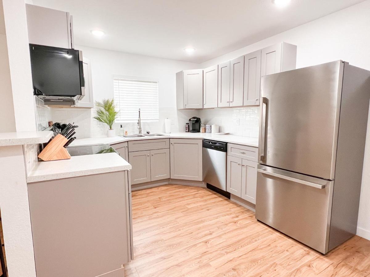 Beautiful Work Stay Retreat In Pueblo Near Downtown Exterior photo