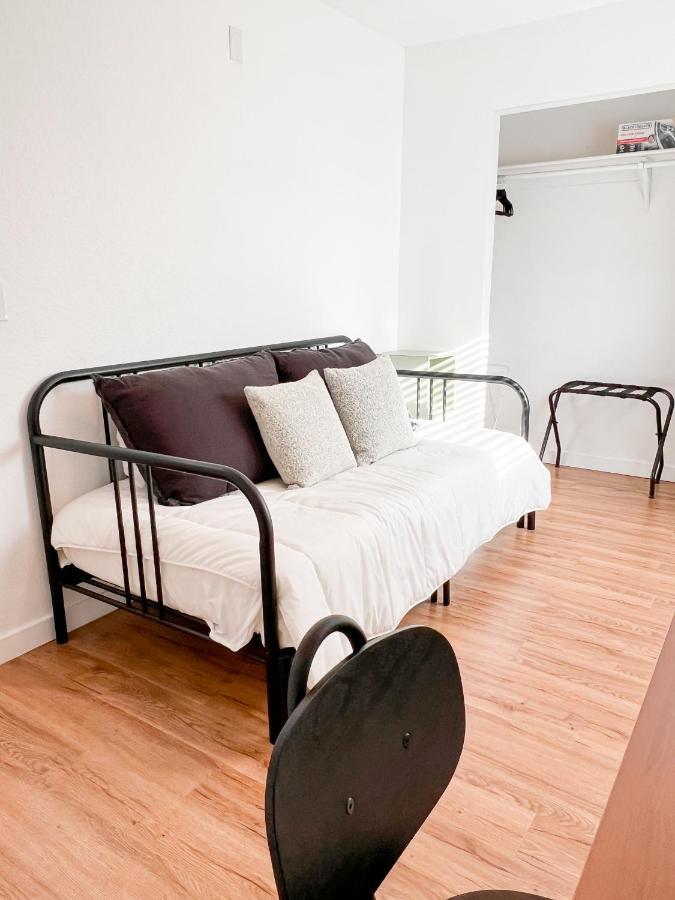 Beautiful Work Stay Retreat In Pueblo Near Downtown Exterior photo