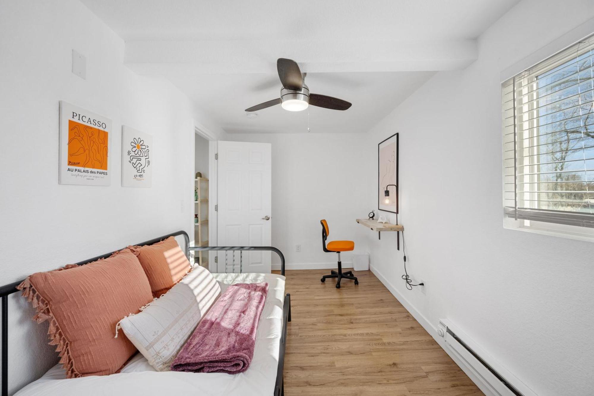 Beautiful Work Stay Retreat In Pueblo Near Downtown Exterior photo
