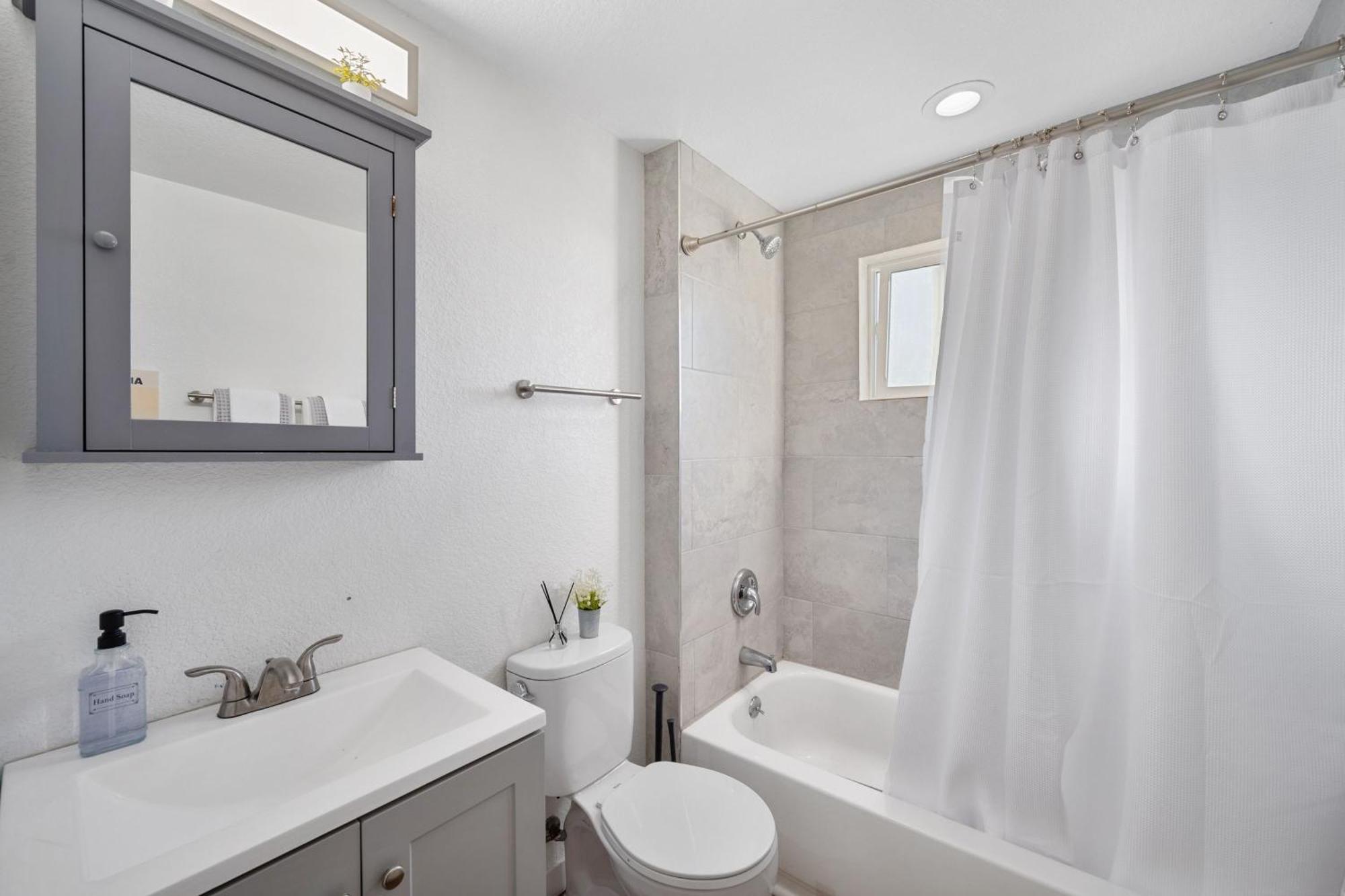 Beautiful Work Stay Retreat In Pueblo Near Downtown Exterior photo